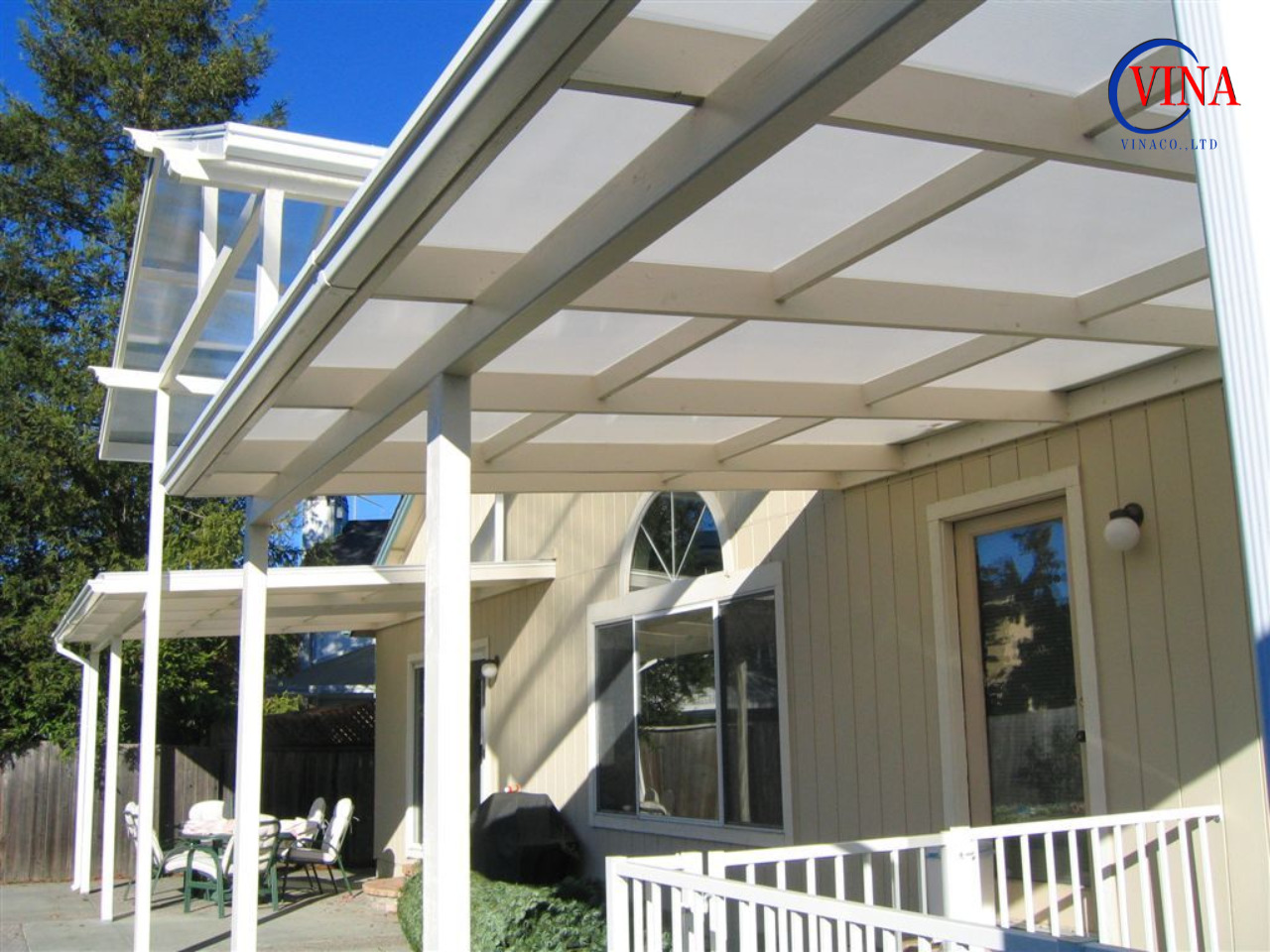 Tiến trình phát triển của mái hiên polycarbonate trong đời sống 